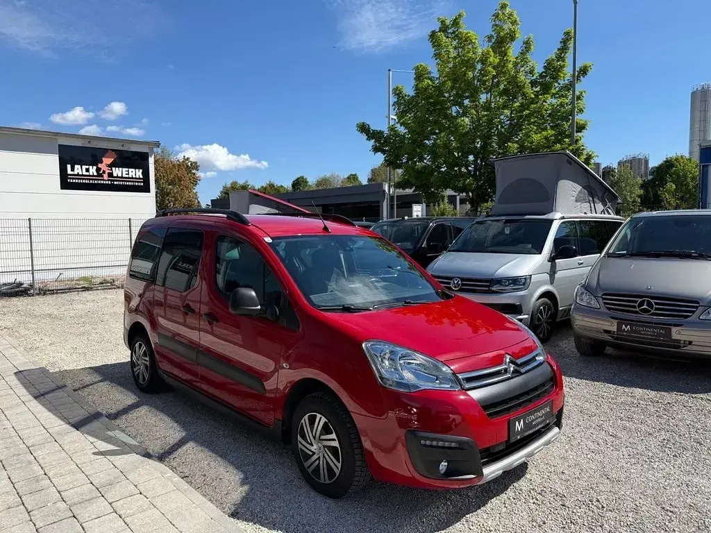 Gebraucht Citroën Berlingo XTR 120 PS (88 kW) 2018 Rot Van / Kleinbus