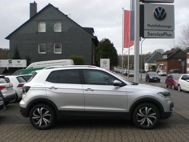 Gebraucht VW T-Cross Style 150 PS (110 kW) 2022 Reflexsilber (metallic) SUV