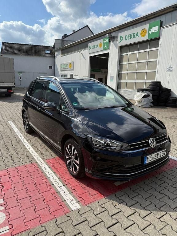 Schwarz Gebraucht 2019 VW Golf Sportsvan Van / Kleinbus | 18.400 € (Fairer Preis) - Bild 1/4