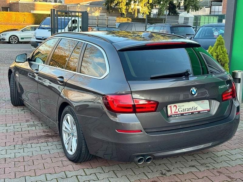 Gebraucht BMW 525 218 PS (160 kW) 2012 Havanna metallic Kombi