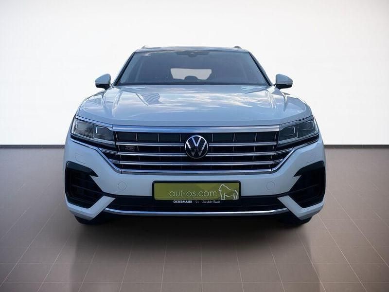 Gebraucht VW Touareg R-line 231 PS (169 kW) 2023 Oryxweiß perlmutteffekt SUV
