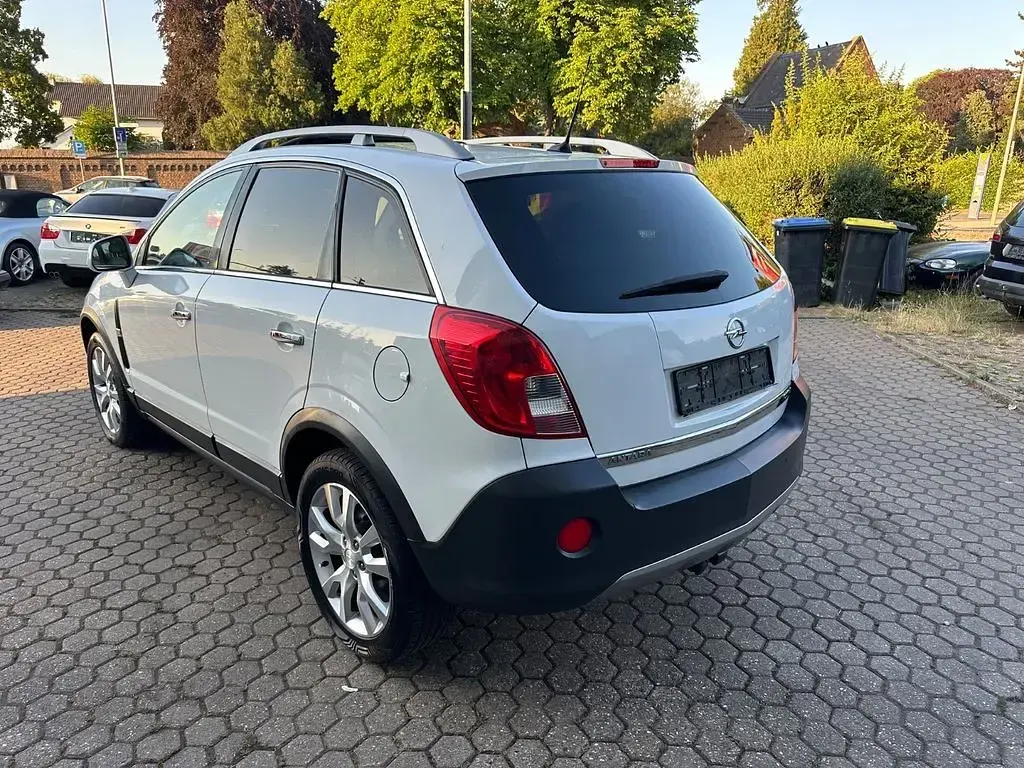 Gebraucht Opel Antara Cosmo 184 PS (135 kW) 2012 Weiß SUV