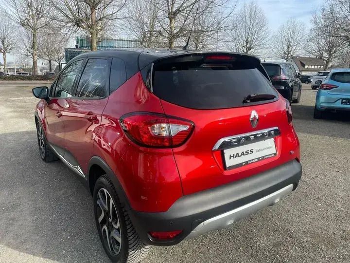 Gebraucht Renault Captur XMOD 118 PS (86 kW) 2016 Rouge nnp + noir gne SUV
