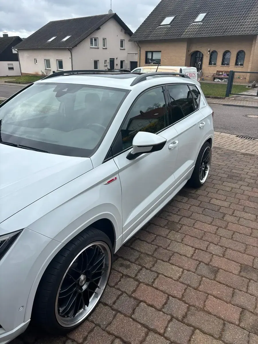 Gebraucht Seat Ateca 140 PS (102 kW) 2018 Weiß SUV
