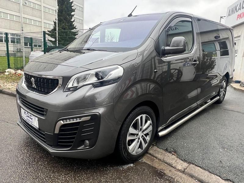 Gebraucht Peugeot Expert Premium 179 PS (131 kW) 2019 Grau Van