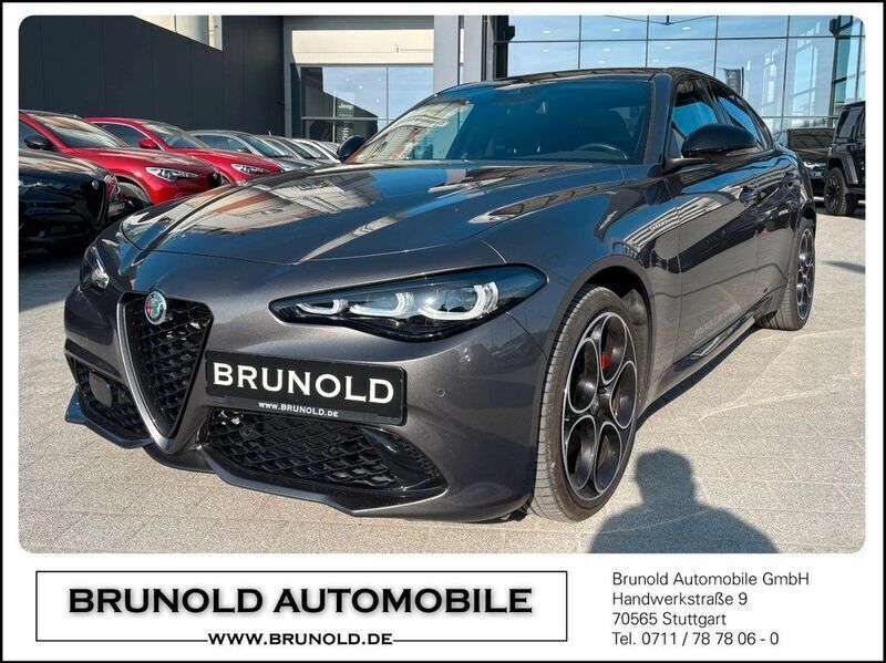Grau Gebraucht 2024 Alfa Romeo Giulia Veloce Limousine | 49.900 € - Bild 1/4