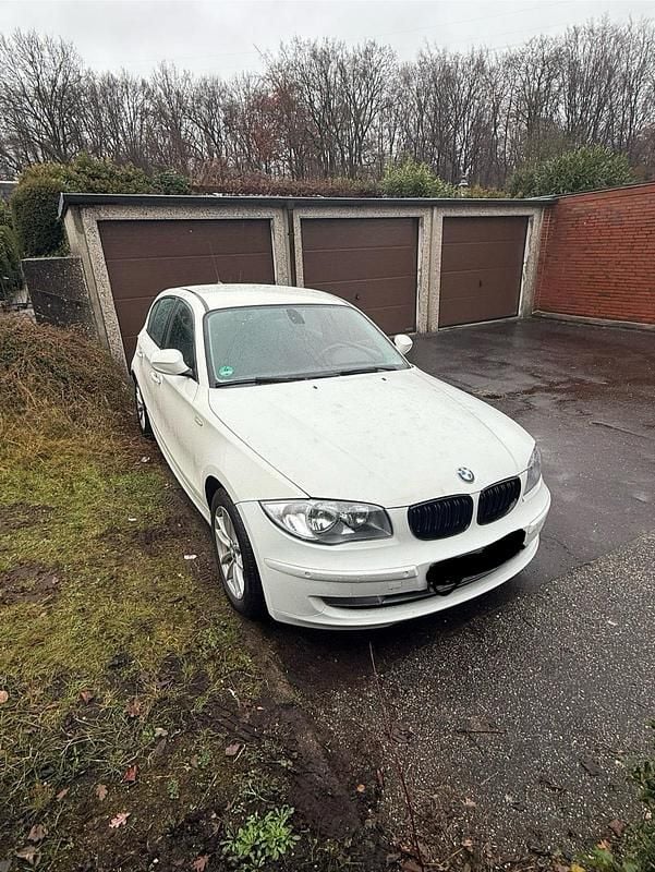 Gebraucht BMW 118 143 PS (105 kW) 2010 Weiß Kleinwagen