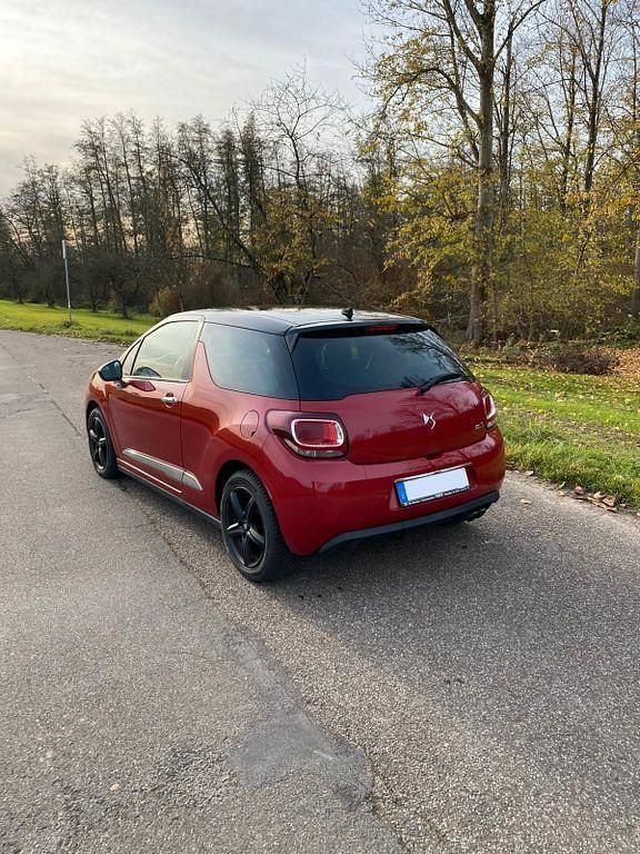 Gebraucht Citroën DS3 131 PS (96 kW) 2016 Rot Kleinwagen