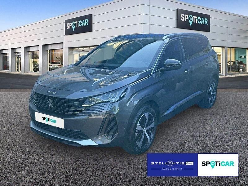 Graulackierung (metallic) Gebraucht 2023 Peugeot 5008 Allure Van / Kleinbus | 29.980 € (Fairer Preis) - Bild 1/4