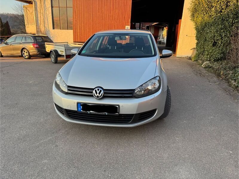 Silber Gebraucht 2012 VW Golf VII Comfortline Limousine | 6.800 € (Fairer Preis) - Bild 1/4