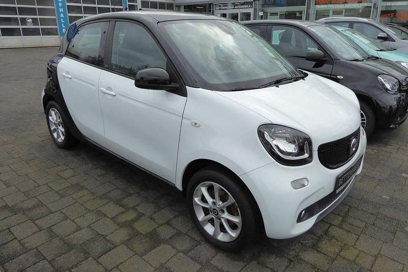 Gebraucht Smart ForFour 90 PS (66 kW) 2016 Weiß Kleinwagen