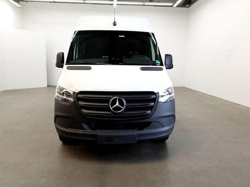 Gebraucht Mercedes Sprinter 170 PS (125 kW) 2025 Arktikweiss Van