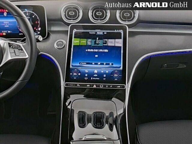 Gebraucht Mercedes C300 Avantgarde 265 PS (194 kW) 2025 Obsidianschwarz Limousine