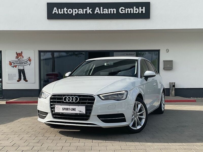 Weiß Gebraucht 2016 Audi A3 Sportback Ambiente Limousine | 18.299 € (Fairer Preis) - Bild 1/4