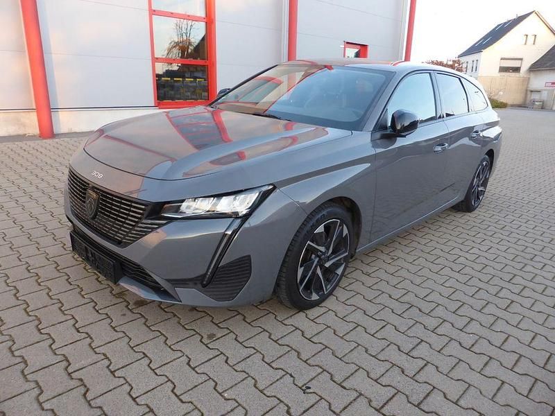 Gebraucht Peugeot 308 Allure 131 PS (96 kW) 2024 Grau Kombi