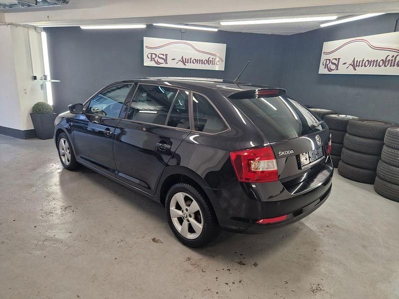 Gebraucht Skoda Rapid Drive 122 PS (89 kW) 2014 Schwarz Kleinwagen
