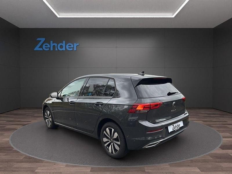 Gebraucht VW Golf VIII Move 110 PS (80 kW) 2024 Grau Limousine