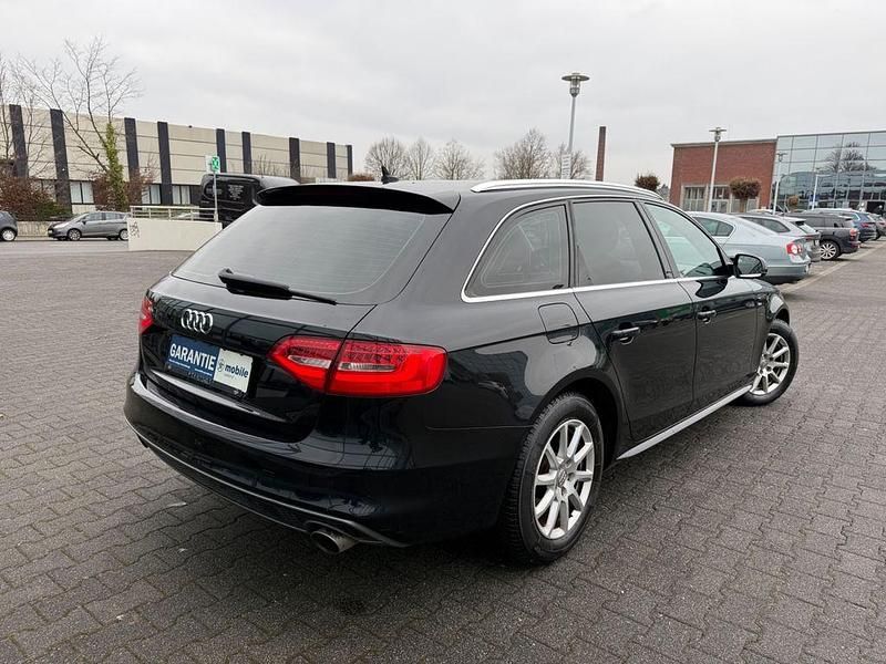 Gebraucht Audi A4 Attraction 170 PS (125 kW) 2014 Schwarz Kombi