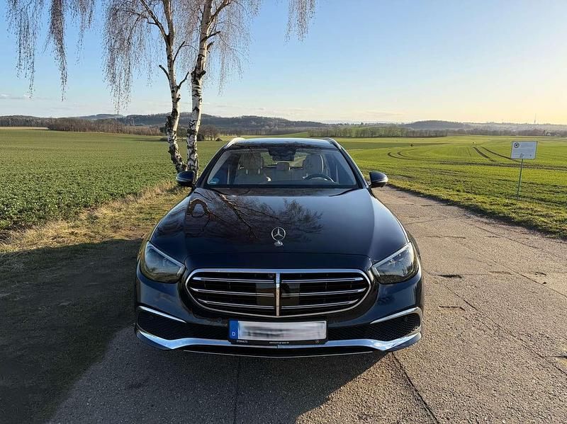 Gebraucht Mercedes E300 Exclusive 306 PS (225 kW) 2020 Blau Kombi