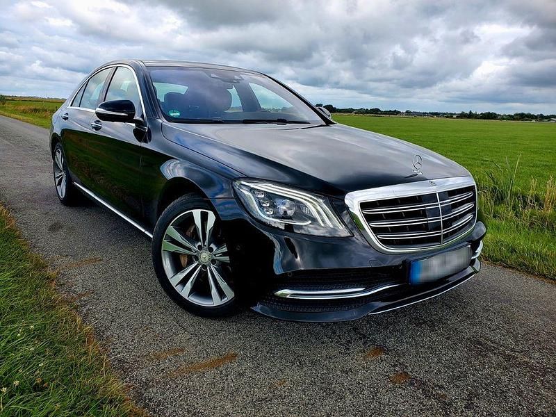 Schwarz Gebraucht 2017 Mercedes S400 AMG Limousine | 54.000 € (Fairer Preis) - Bild 1/4