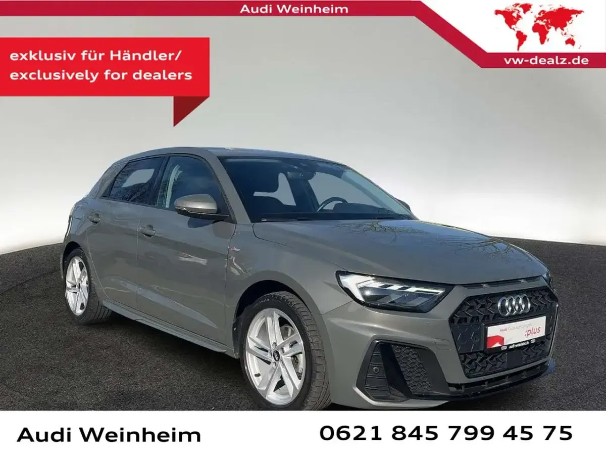 Gebraucht Audi A1 S-Line 150 PS (110 kW) 2022 Chronosgrau metallic SUV