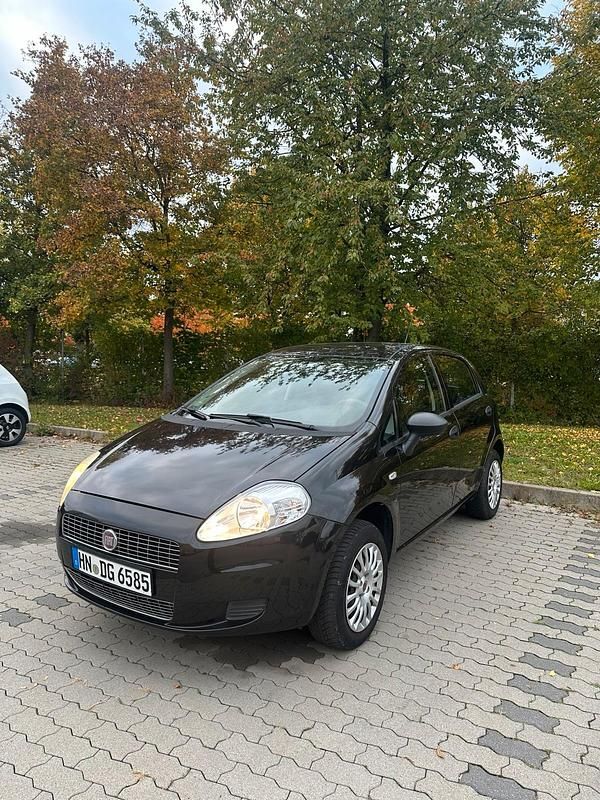 Gebraucht 2009 Fiat Grande Punto Kleinwagen | 2.650 € (Fairer Preis) - Bild 1/4