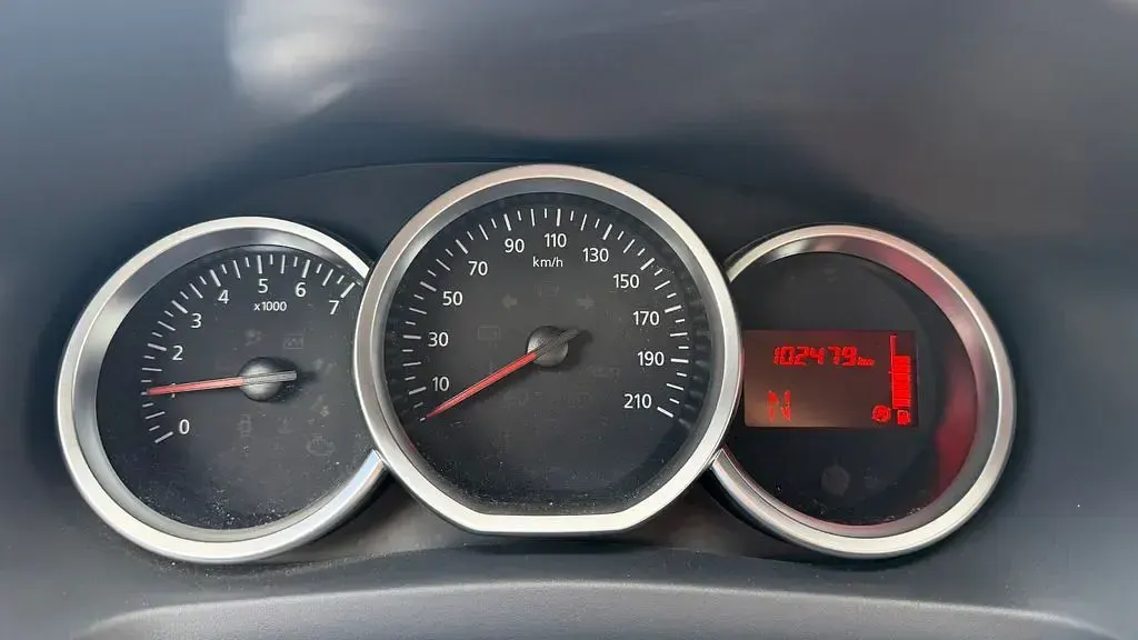 Gebraucht Dacia Logan MCV Lauréate 90 PS (66 kW) 2017 Weiß Kombi