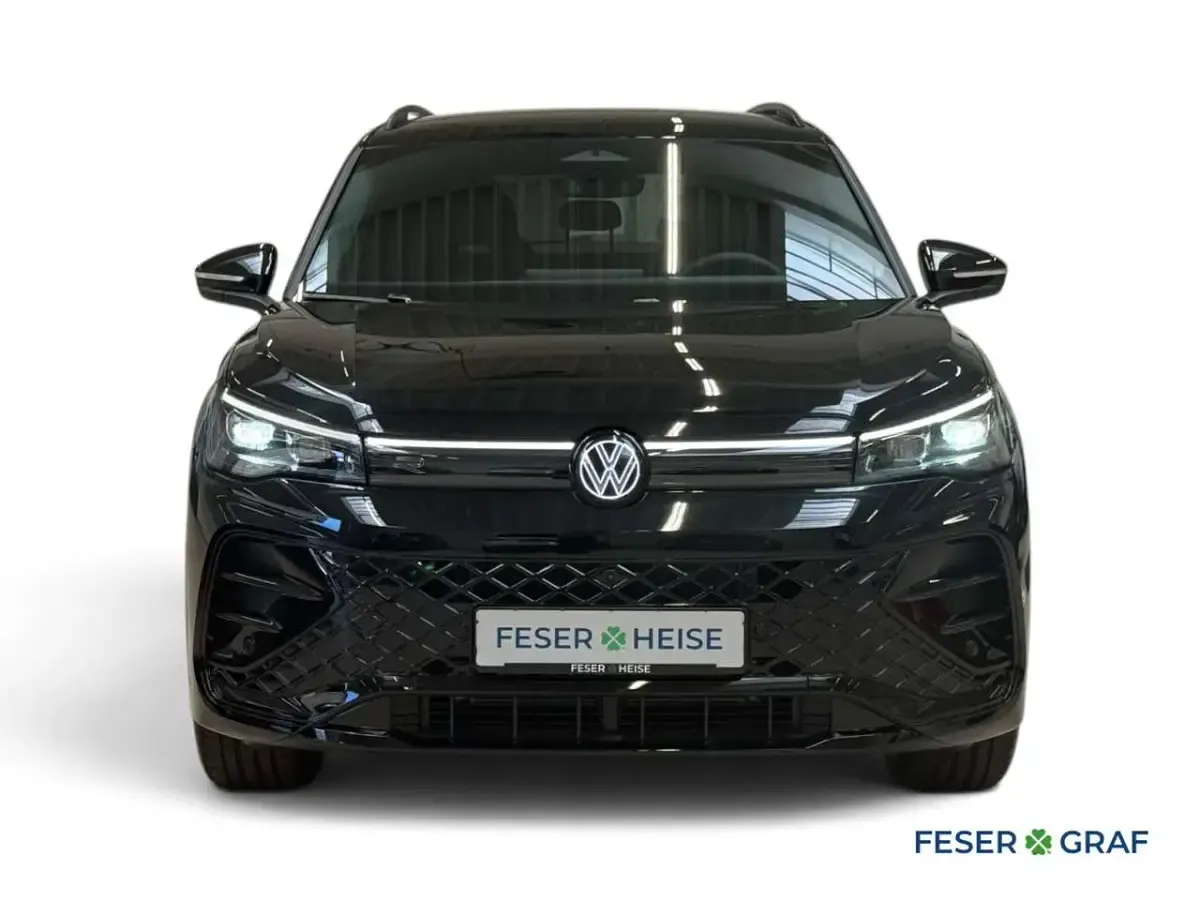 Neu VW Tiguan R-line 150 PS (110 kW) 2026 Grenadillschwarz metallic SUV