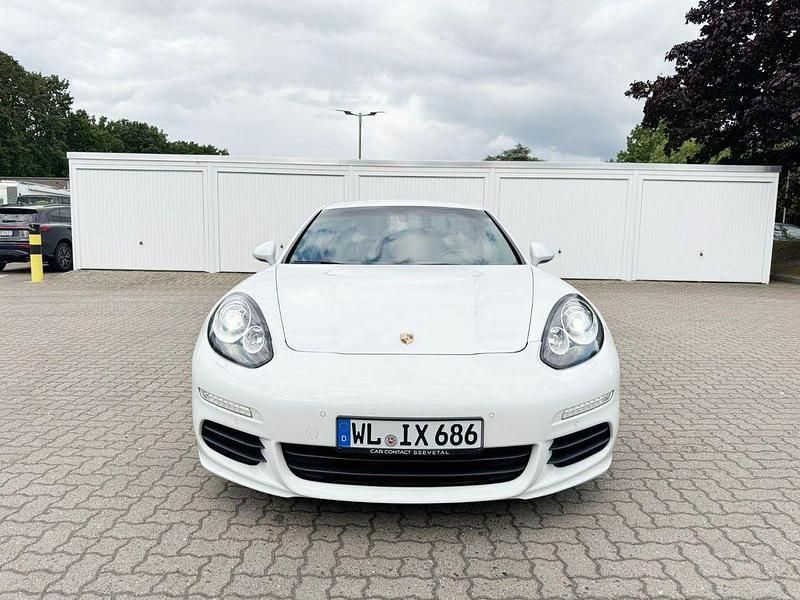 Gebraucht Porsche Panamera 300 PS (220 kW) 2014 Weiß Limousine
