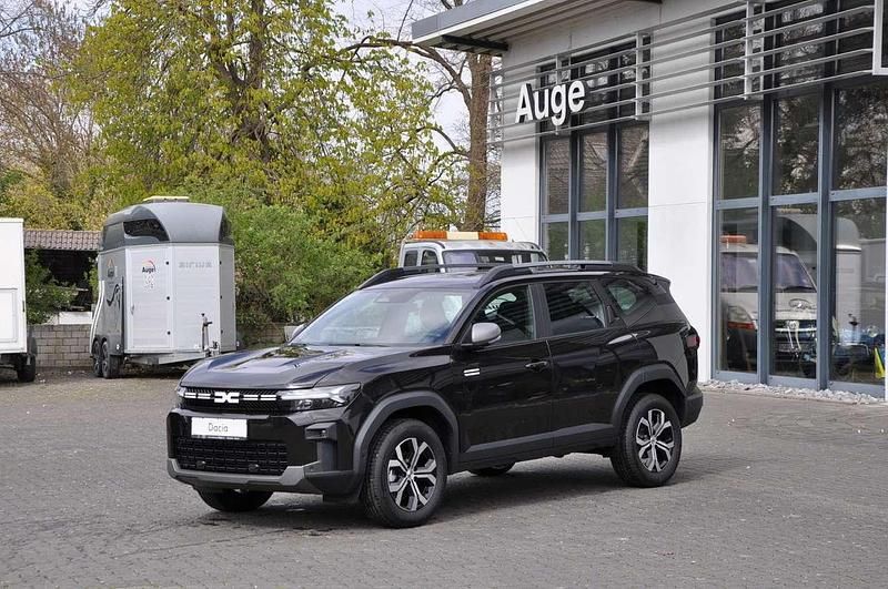 Perlmuttschwarz metallic Neu 2025 Dacia Bigster Expression SUV | 29.540 € (Fairer Preis) - Bild 1/4