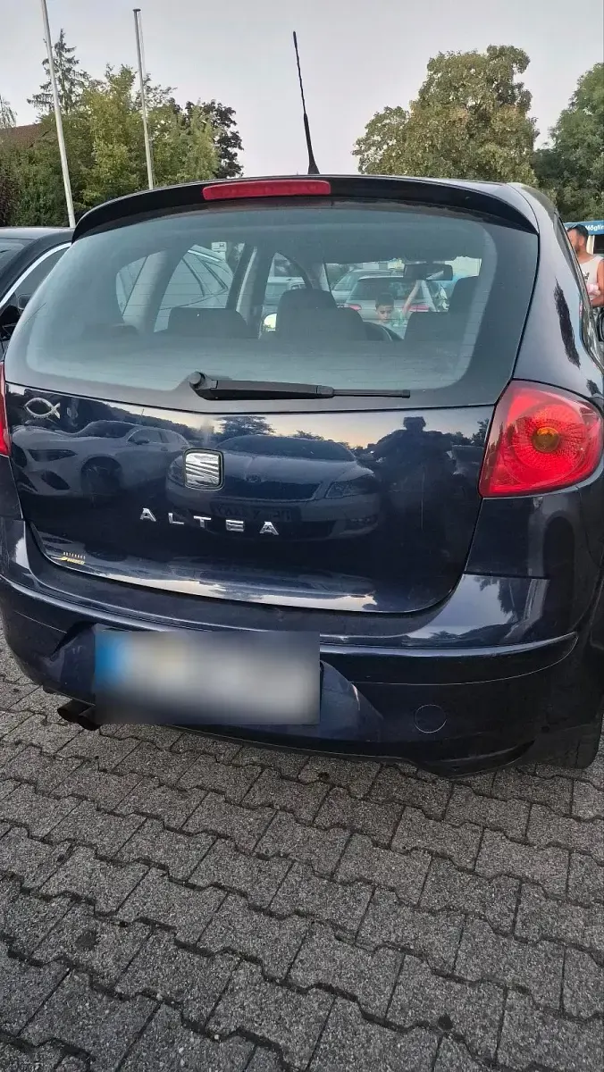 Gebraucht Seat Altea 120 PS (88 kW) 2008 Blau Kleinwagen