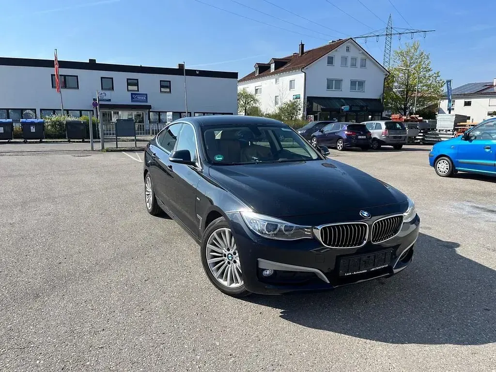 Gebraucht BMW 320 Sport Line 184 PS (135 kW) 2014 Schwarz Limousine