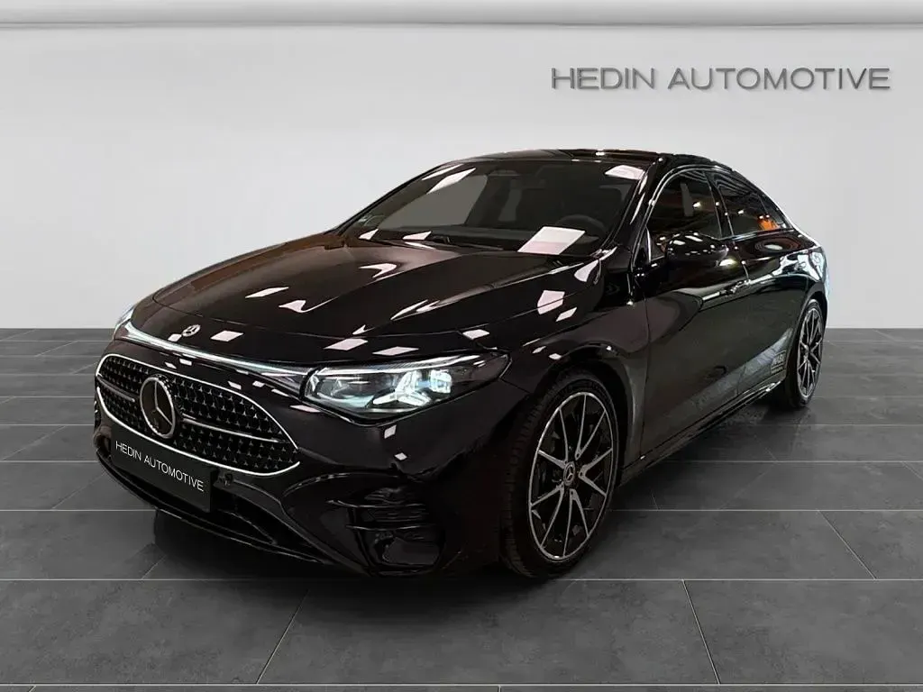 Gebraucht Mercedes CLA200 AMG 184 PS (135 kW) 2026 Schwarz Limousine
