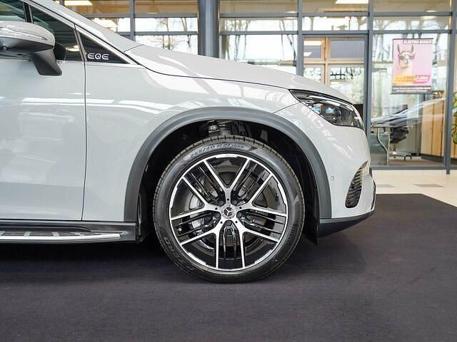 Gebraucht Mercedes EQE500 300 kW (408 PS) 2023 Manufaktur alpingrau uni SUV