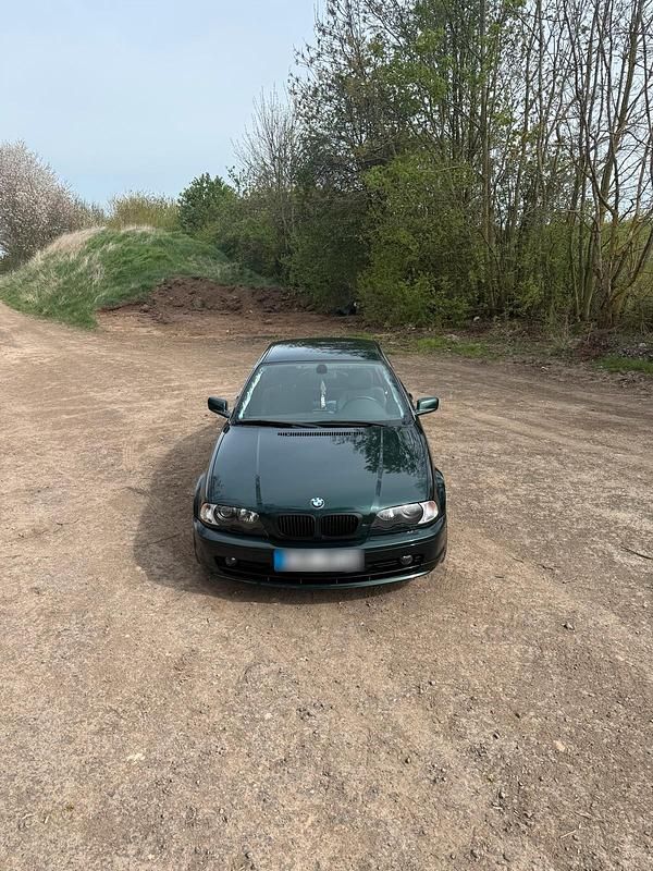 Second-hand BMW 323 Basis 170 CP (125 kW) 2000 Verde Coupe