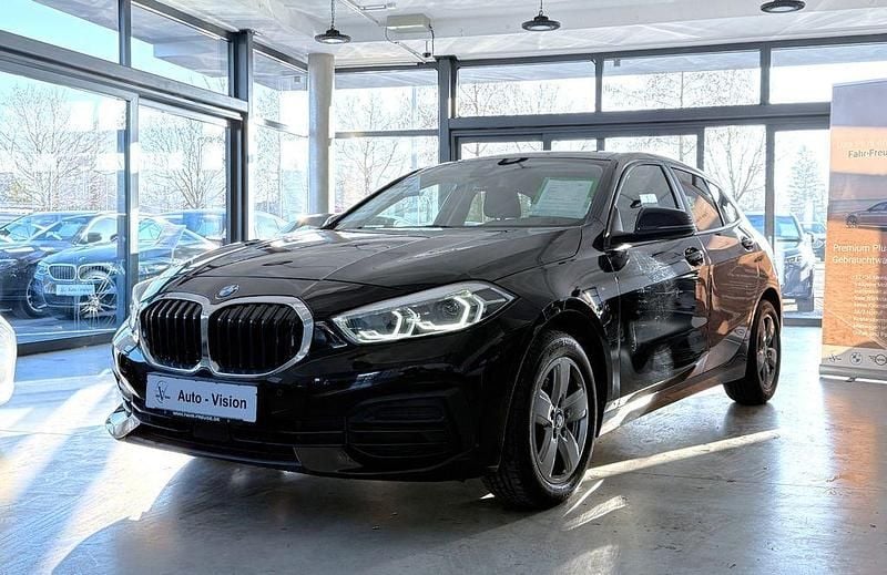 Gebraucht BMW 118 Advantage 136 PS (100 kW) 2022 Schwarz Kleinwagen