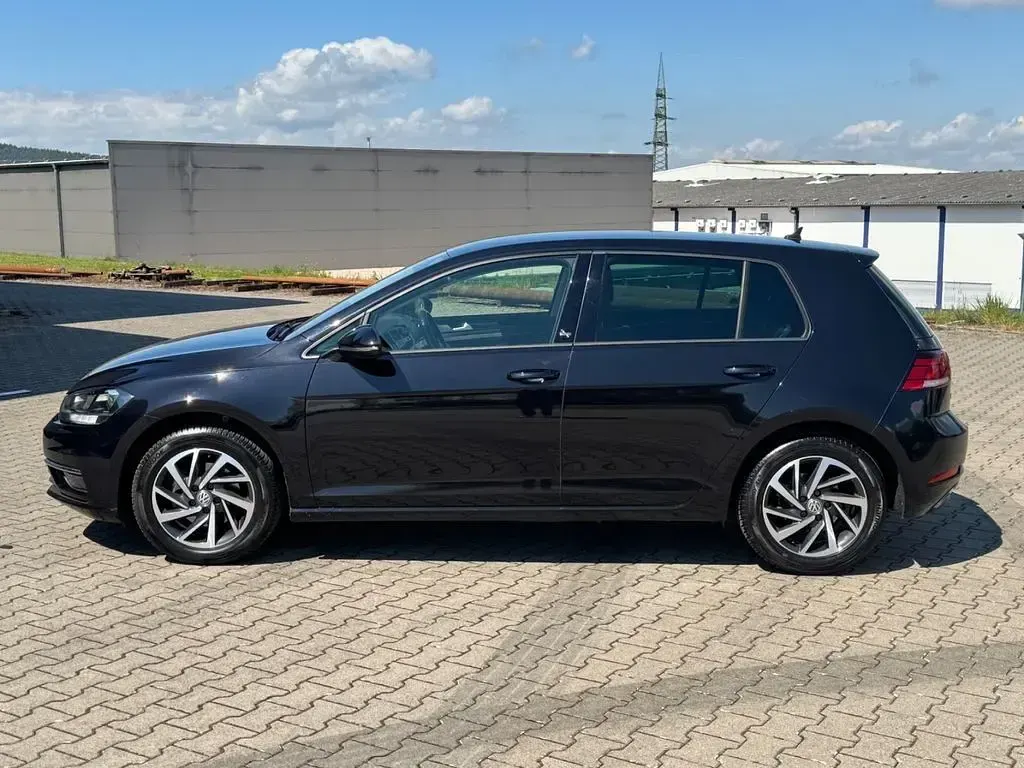 Gebraucht VW Golf VII Sound 150 PS (110 kW) 2018 Schwarz Limousine