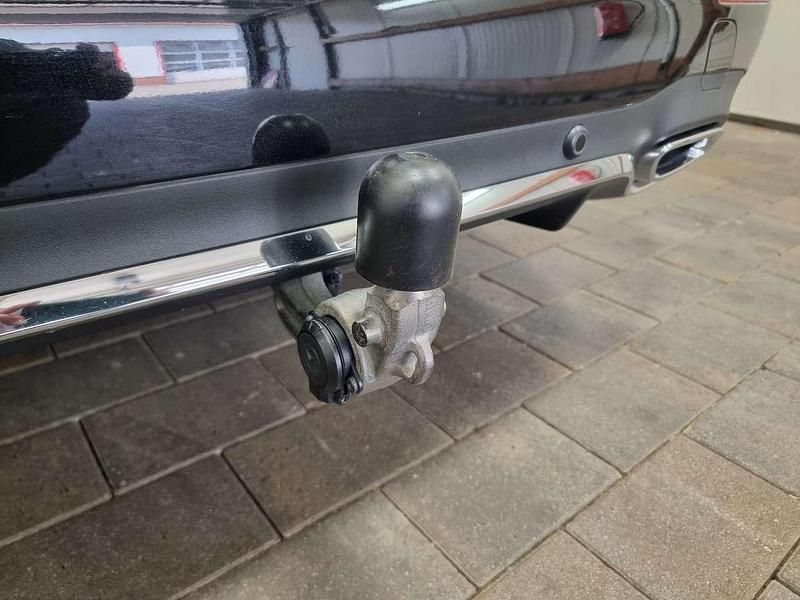 Gebraucht Mercedes E350 AMG line 286 PS (210 kW) 2019 Obsidianschwarz  metalliclack (metallic) Kombi