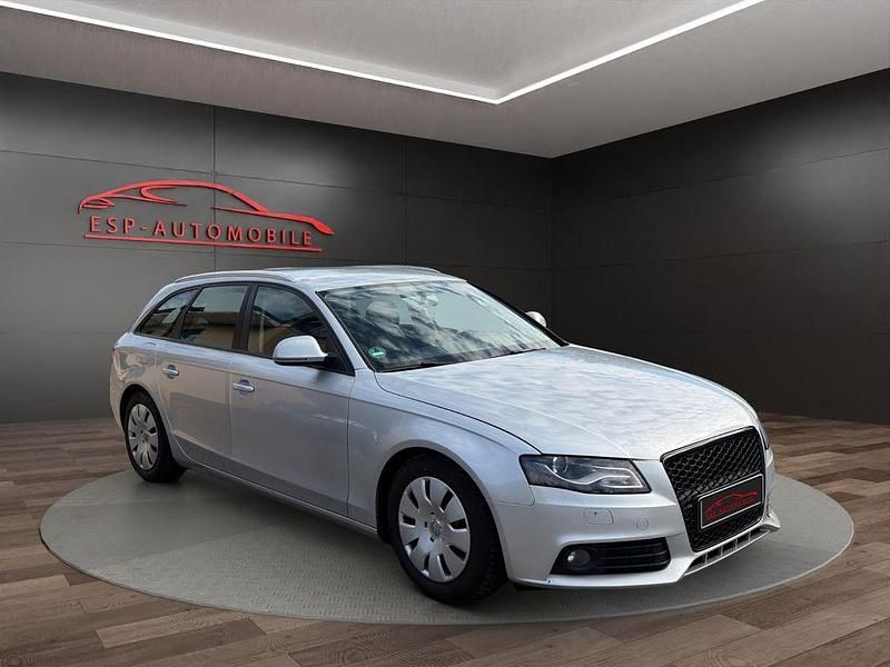 Gebraucht Audi A4 Attraction 160 PS (117 kW) 2009 Silber Kombi