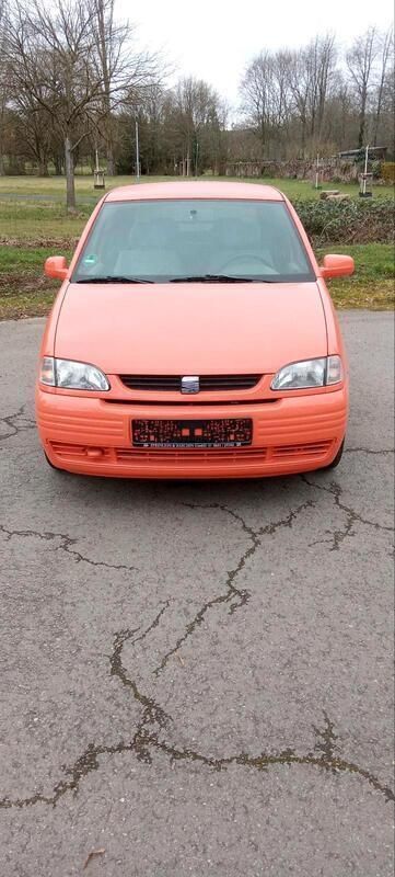 Orange Gebraucht 1998 Seat Arosa Kleinwagen | 2.300 € - Bild 1/4