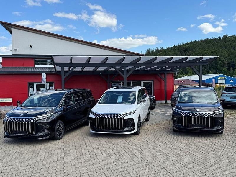 Neu DFSK Forthing 9 245 PS (180 kW) 2025 Violett Van / Kleinbus