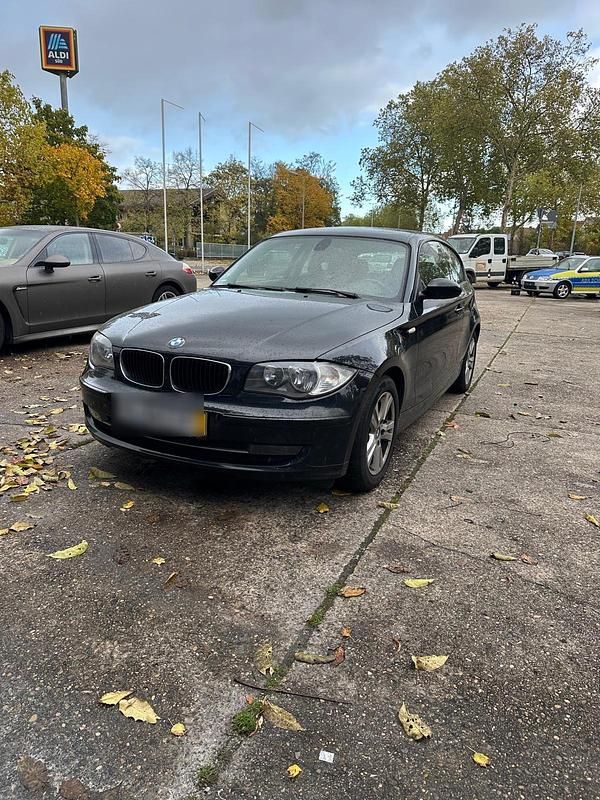 Schwarz Gebraucht 2008 BMW 118 Coupé Coupé | 1.949 € (Guter Preis) - Bild 1/4