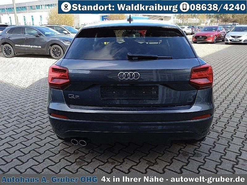Gebraucht Audi Q2 S-Line 150 PS (110 kW) 2019 Daytona gray pearl effect SUV