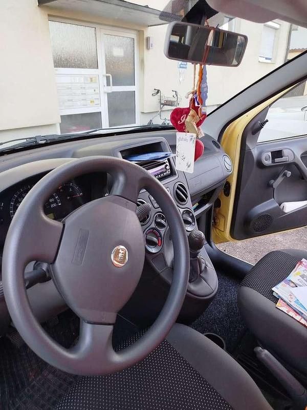 Gebraucht Fiat Panda 45 PS (33 kW) 2017 Gelb Kleinwagen