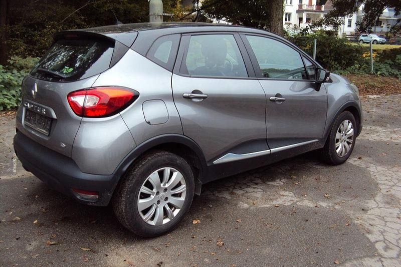 Gebraucht Renault Captur Dynamique 90 PS (66 kW) 2013 SUV