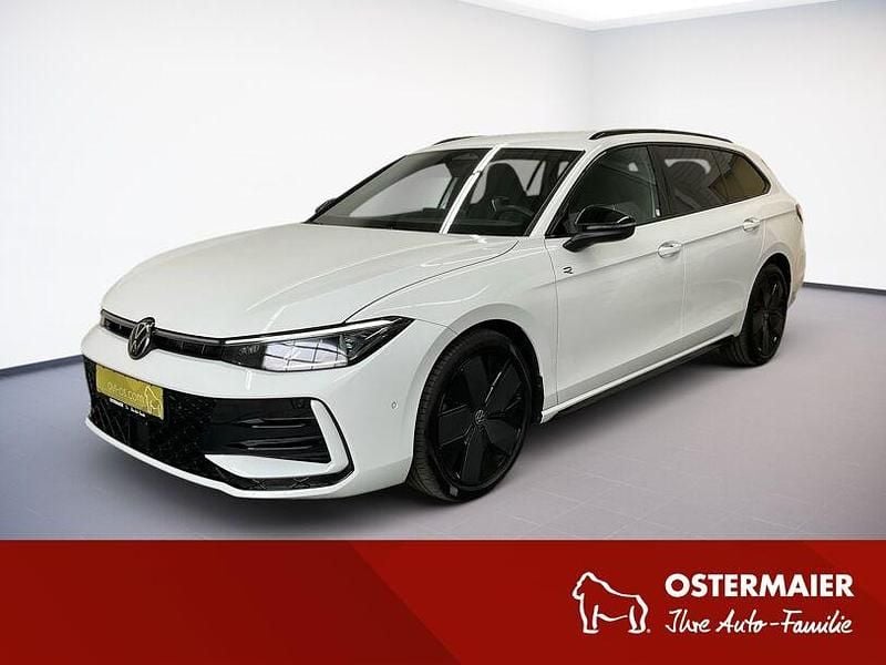 Gebraucht VW Passat R-line 150 PS (110 kW) 2025 Pure white Kombi