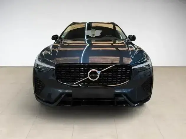 Gebraucht Volvo XC60 Plus 197 PS (144 kW) 2023 Denim blue metallic (metallic) SUV