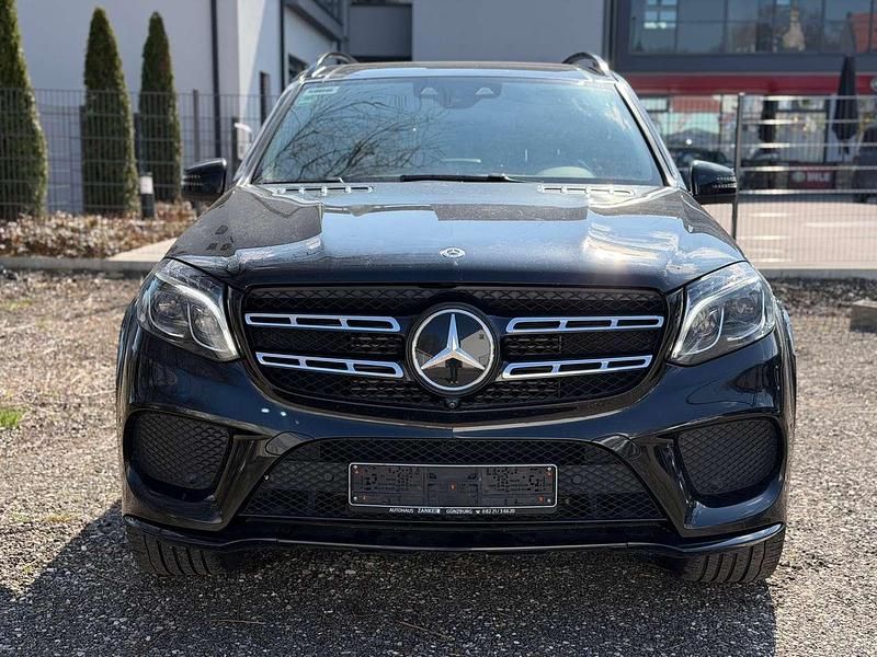 Gebraucht Mercedes GLS350 Night 258 PS (189 kW) 2018 Obsidianschwarz  metalliclack SUV