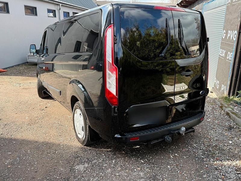 Gebraucht Ford Transit Custom Trend 130 PS (95 kW) 2019 Schwarz Van / Kleinbus