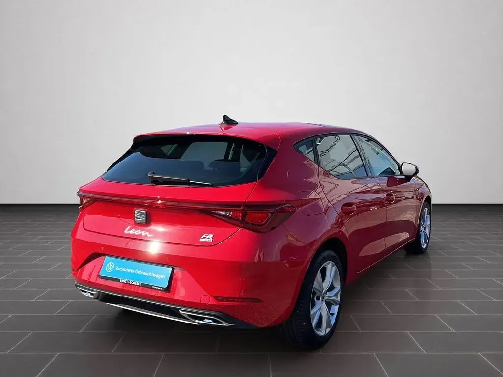 Gebraucht Seat Leon FR 204 PS (150 kW) 2022 Pure rot Limousine